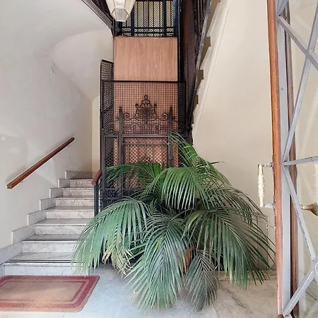 Divine Vatican View Apartment-3