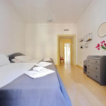 Divine Vatican View Apartment-3
