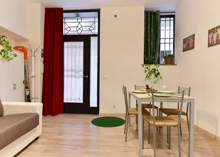 Bmga L Coliseum 1Bdr For Couples